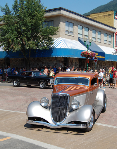 There were plenty of very cool cars in the parade. David F. Rooney photo