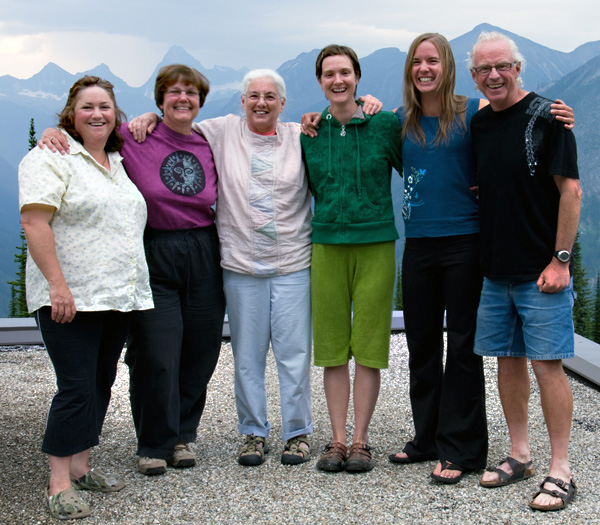 Sue Davies, Cecilia Lea, Sandra Flood, Rachel Kelly, Shannon Robinson and Lyle Grisedale pose for the camera during their Art in the Park adventure in Glacier National Park. Photo courtesy of Lyle Grisedale