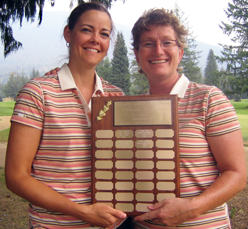 Lori Moger and Katrina Lenoury of Spallumcheen won the overall gross with a score of 78. Photo courtesy of Pamela Franks/Revelstoke Golf Club