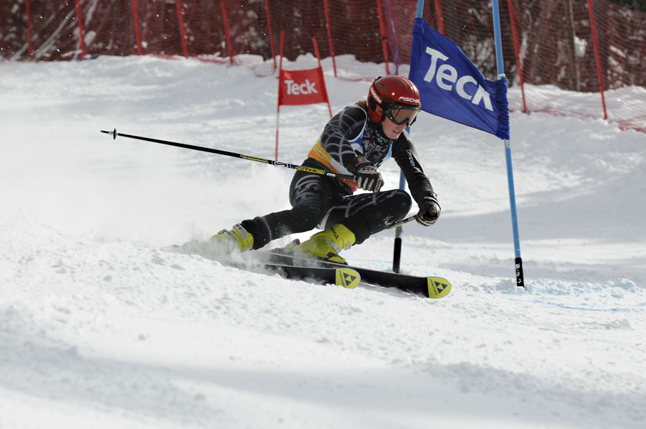 Lachlan Hicks running GS at K1 Western Championships held in Revelstoke Feb 09.  Photo courtesy of Michael Welch
