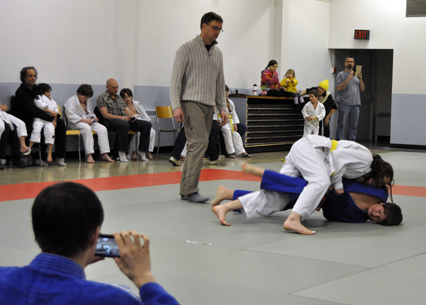 Naomi Chan of Salmon Arm proved to be formidable opponent for Rory Vaugh )in blue) pf Salmo. Even though he was a belt ahead of her she dominated their match. David F. Rooney photo