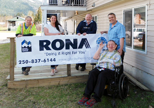 RONA recently sponsored DECK by Lucas Meyers, which was performed at RPAC to a crowd of over 115 theatre-goers. In partnership with the Revelstoke Arts Council, RONA donated all the materials for the actor to build the deck in the course of the performance. The play involved the creation of a ‘deck’ on stage and ironically Lucas asked for 6 volunteers from the audience. Three current and past radio DJs helped out: Scott Duke of Stoke FM; Shaun Aquiline of EZ Rock; and Steve Smith, the former EZ Rock DJ who now works of Vic Van Isle and RONA. After the show the deck was donated to Community Connections’ 8th Street Group Home on behalf of RONA. From left to right are: Chelsea Groffen of RONA, Vanessa Hermansen, assistant director of Community Connections’ Community Living Services for Adults, the Revelstoke Arts Council’s Garry Pendergast, Steve Smith of Vic Van Isle and RONA, and the ever-affable Ian MacIntosh. Photo courtesy of Steve Smith/RONA