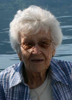 Constance Elizabeth Lang 1915 - 2014