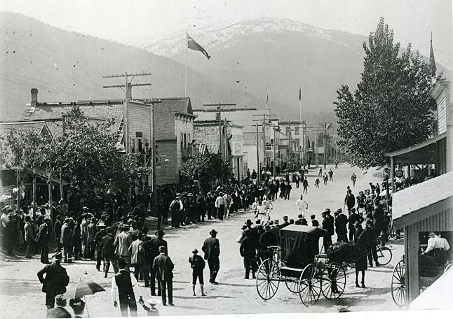 Fire Brigade Race on Front Street, ca 1897. Photo courtesy of the Revelstoke Museum & Archives