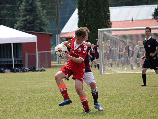 Feeling disrespected by Kelowna after their last encounter, Revelstoke showed them that they should not be underestimated as they won their Sunday match 3-1. Photo courtesy of the Revelstoke Youth Soccer Association