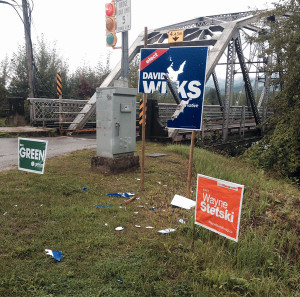 What's an election campaign without a little political thuggery? Some one vandalized David Wilks' election sign at the Big Eddy Bridge, probably on Sunday night. This kind of anti-democratic action appears to happen during almost every election campaign and the men and women who are actively involved in politics at the local level are, almost without exception, dismayed by it. This time, Peter Bernacki, who is a Liberal and not a Conservative, says he will put up a $500 reward leading to the identification and arrest of the person or persons who destroyed the Tory campaign sign. Peter Bernacki cellphone photo
